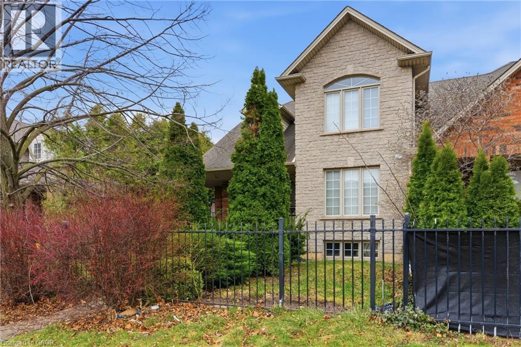 189 Livingston Avenue, Grimsby, Ontario  L3M 5M3 - Photo 7 - 40818970