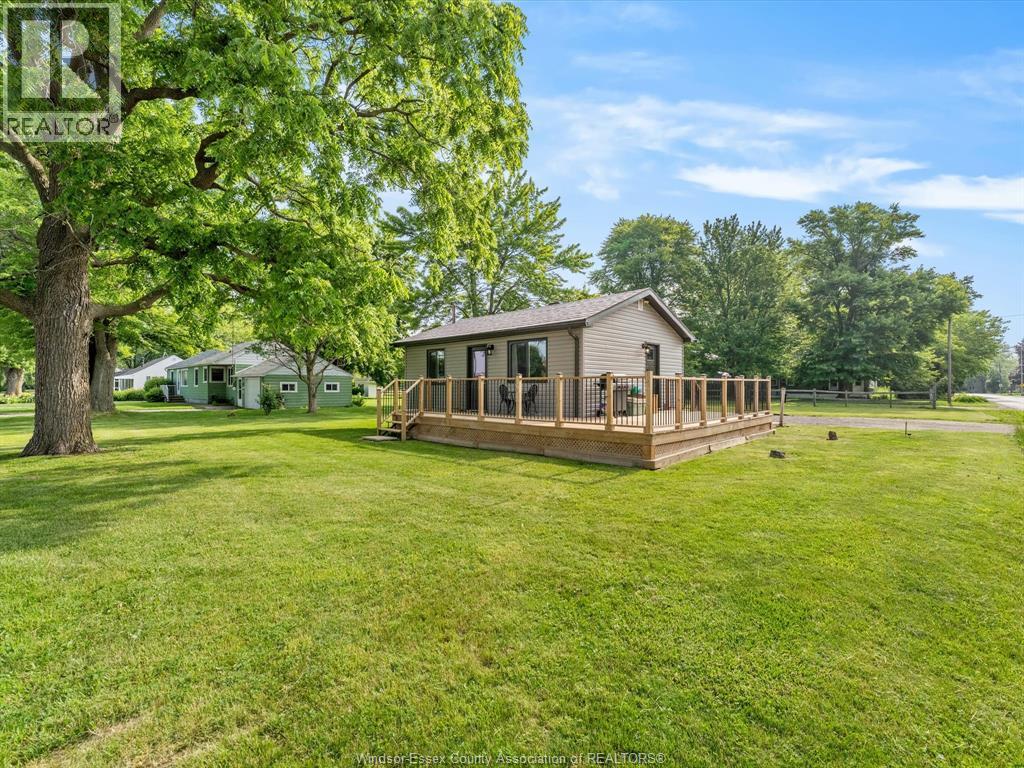 MLS# 26008005: 8650 Malden ROAD, LaSalle, Canada