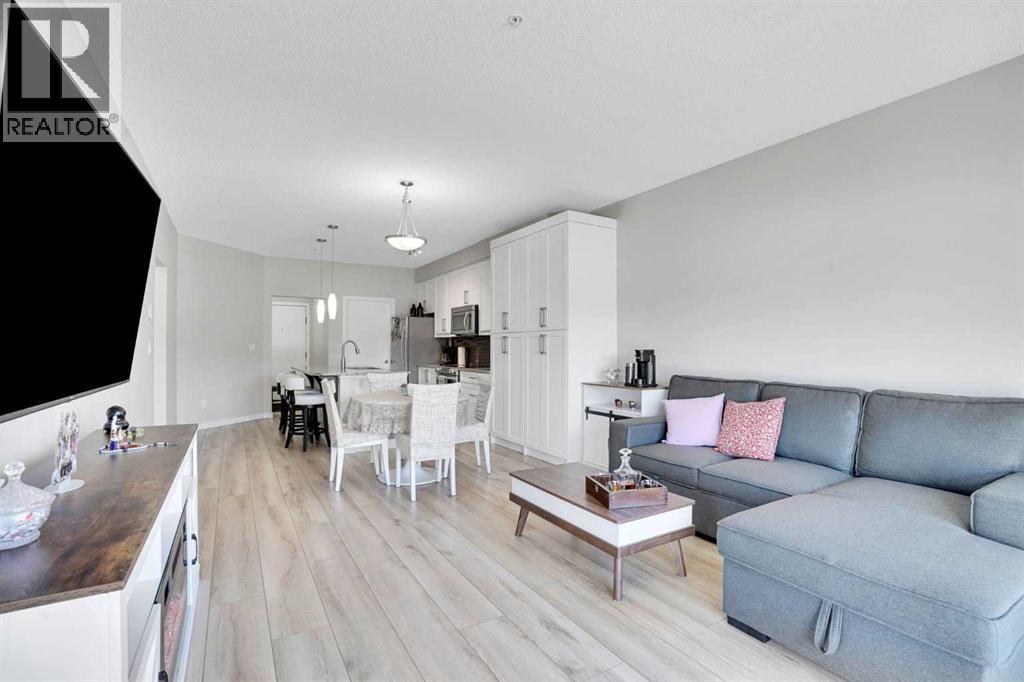 208, 402 Marquis Lane Se, Calgary, Alberta  T3M 2G7 - Photo 12 - A2288392