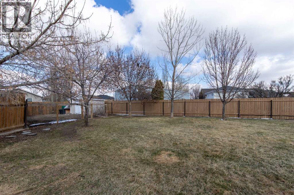 182 Heritage Court W, Lethbridge, Alberta  T1K 7Y5 - Photo 41 - A2298143