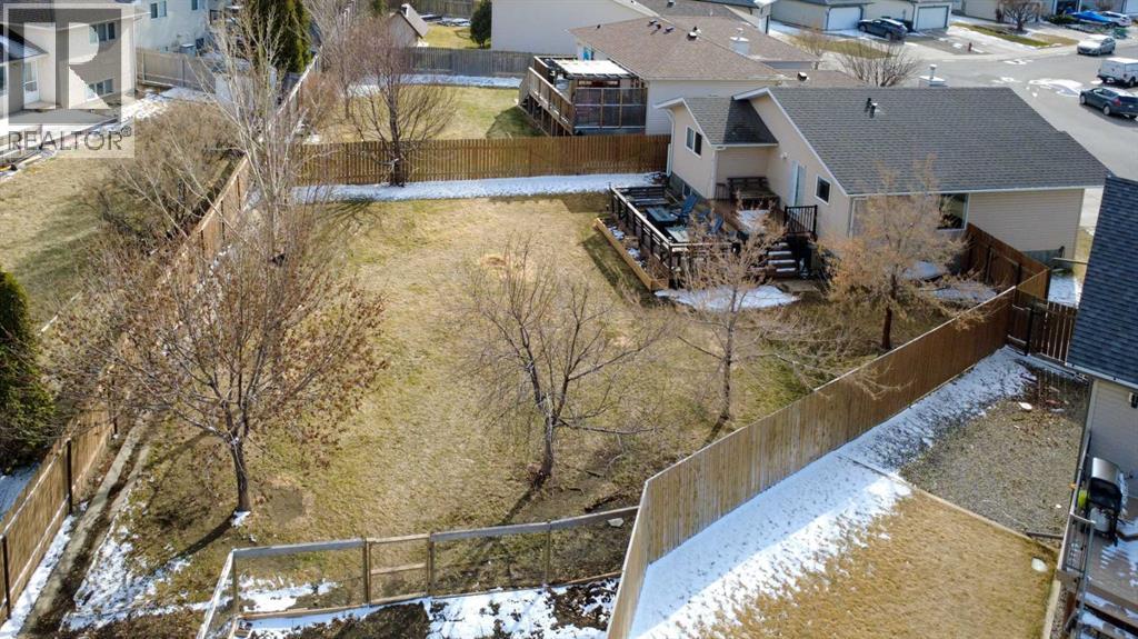 182 Heritage Court W, Lethbridge, Alberta  T1K 7Y5 - Photo 37 - A2298143