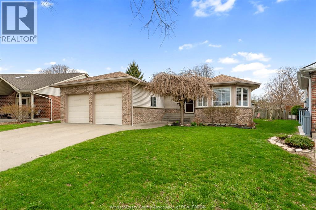 MLS# 26008074: 9 HEATON STREET, Amherstburg, Canada