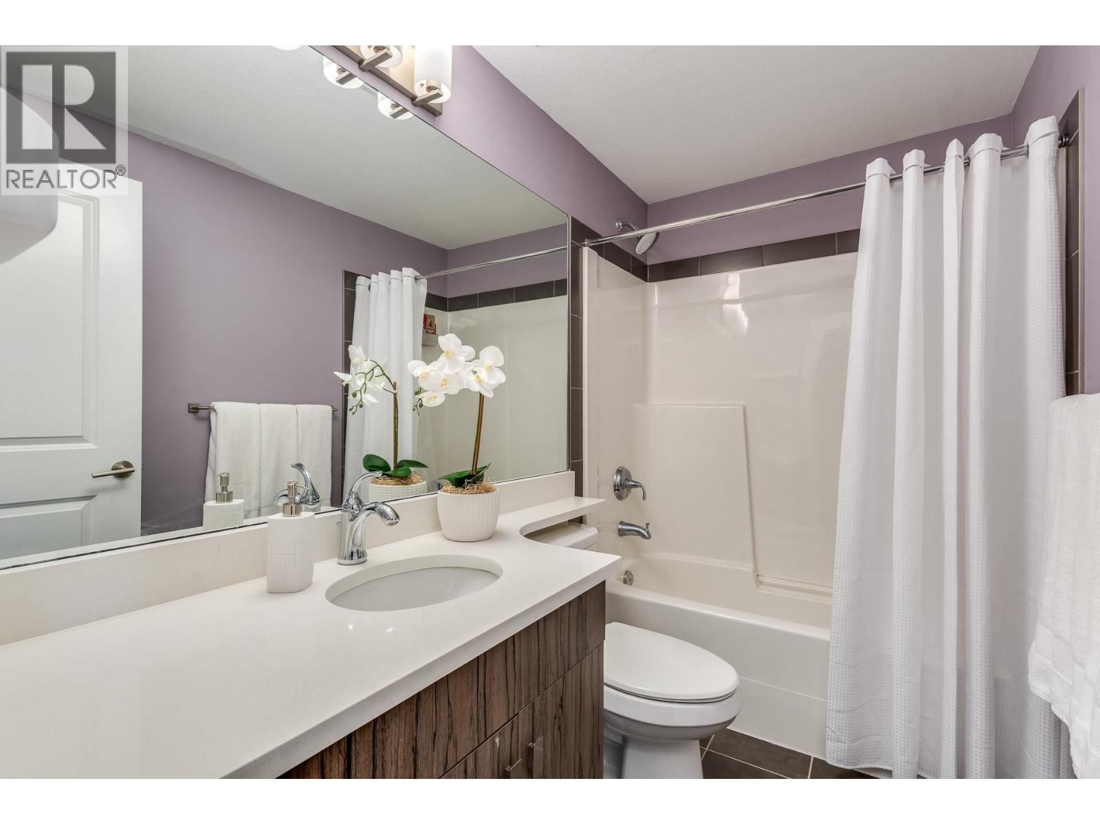 208 2110 Rowland Street, Port Coquitlam, British Columbia  V3C 0C2 - Photo 21 - R3088472