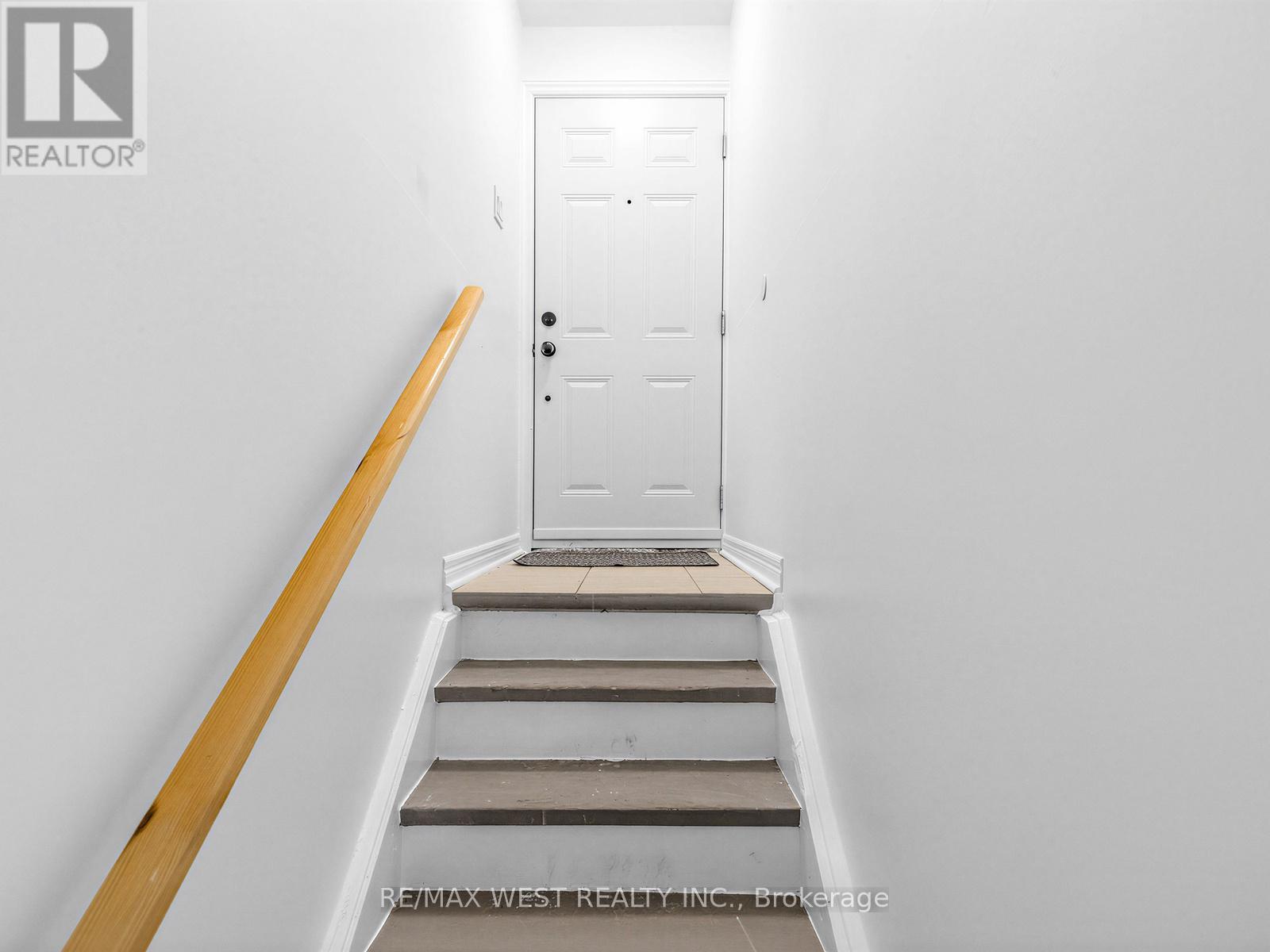 117 - 246 Milestone Crescent, Aurora, Ontario  L4G 3M2 - Photo 18 - N12995268