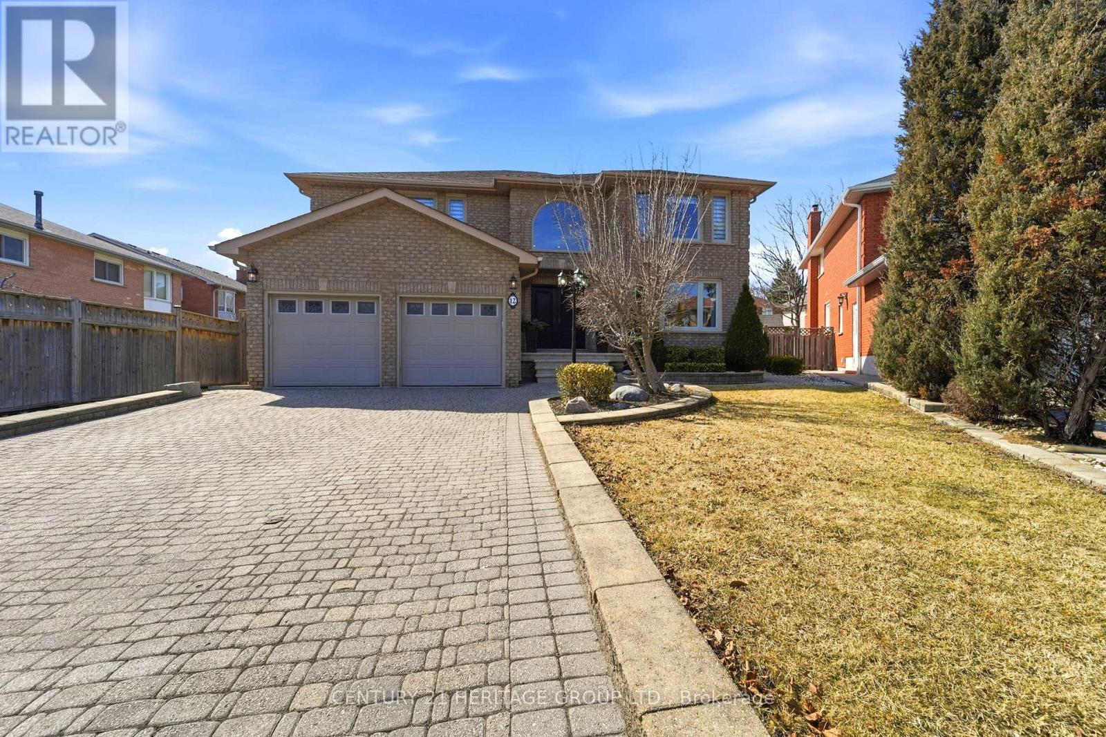 12 Lavinio Court, Vaughan, Ontario  L6A 1V8 - Photo 2 - N12995302