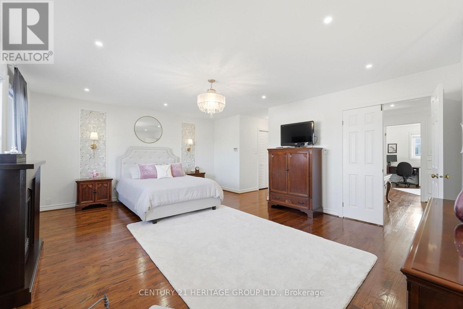 12 Lavinio Court, Vaughan, Ontario  L6A 1V8 - Photo 23 - N12995302