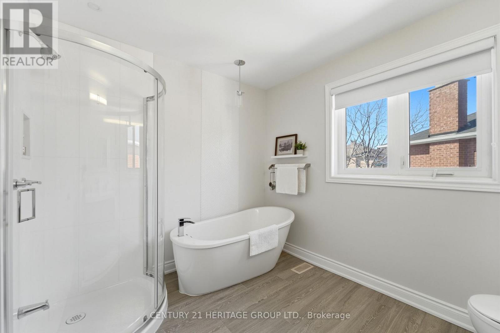 12 Lavinio Court, Vaughan, Ontario  L6A 1V8 - Photo 29 - N12995302