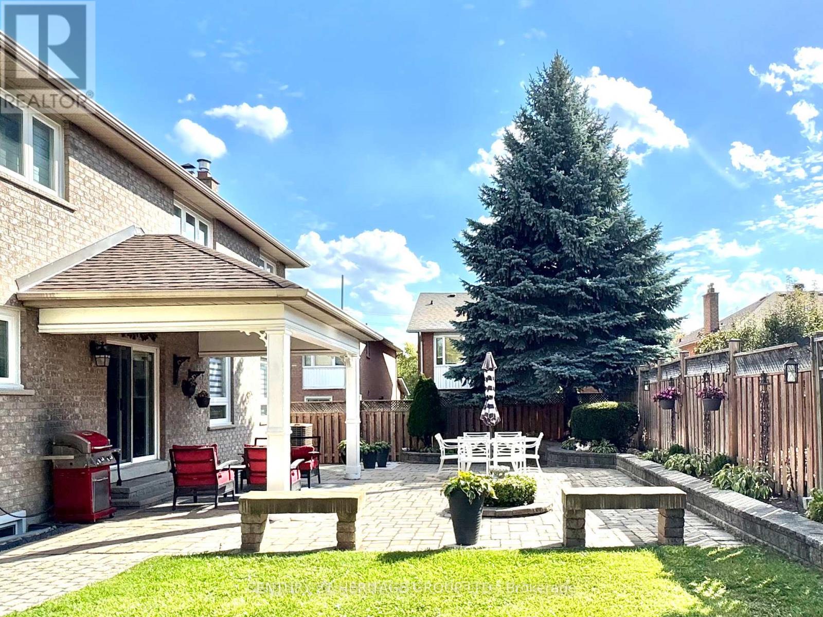 12 Lavinio Court, Vaughan, Ontario  L6A 1V8 - Photo 48 - N12995302