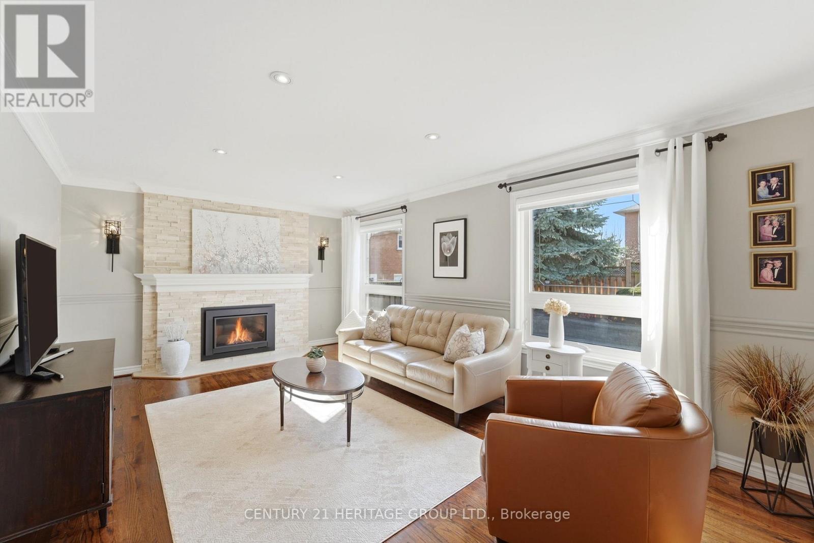 12 Lavinio Court, Vaughan, Ontario  L6A 1V8 - Photo 8 - N12995302