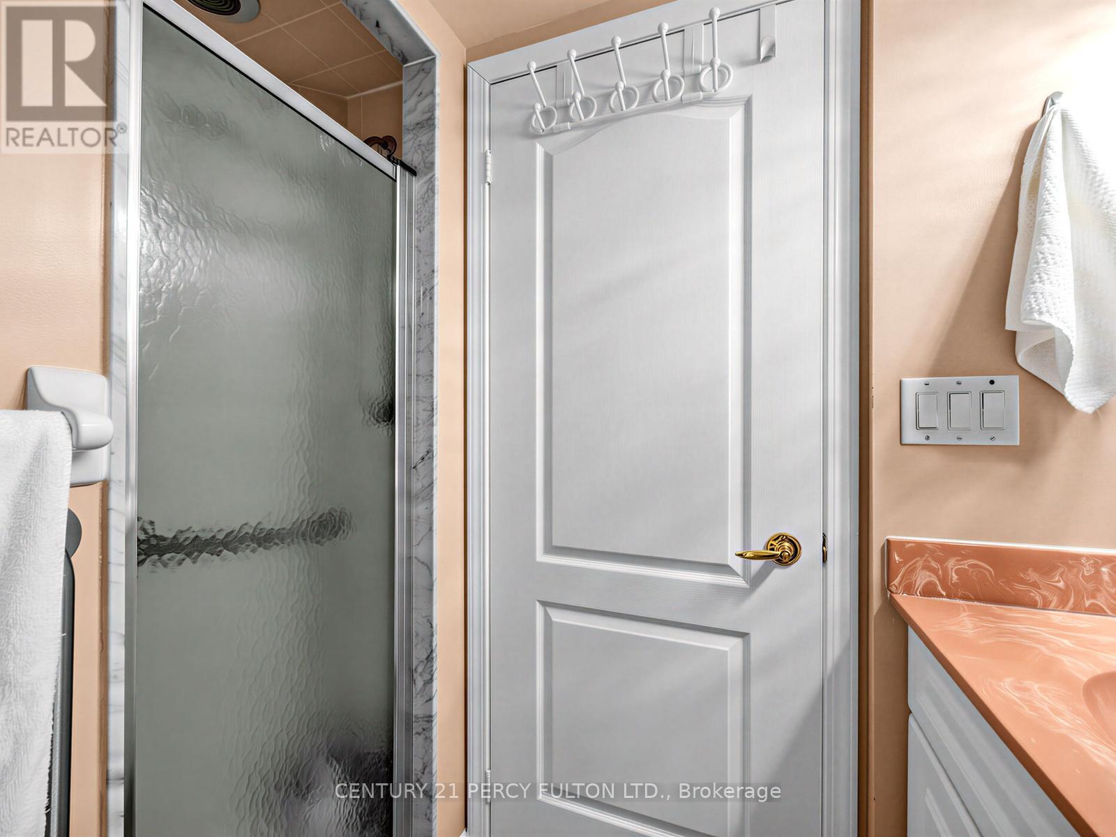 201 - 745 New Westminster Drive, Vaughan, Ontario  L4J 8J9 - Photo 23 - N12995392