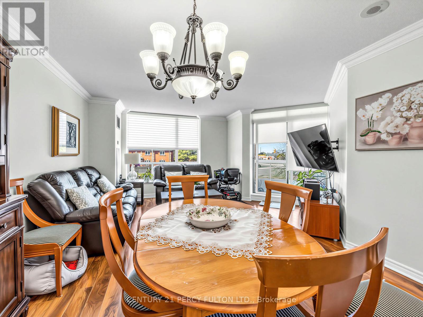 201 - 745 New Westminster Drive, Vaughan, Ontario  L4J 8J9 - Photo 8 - N12995392