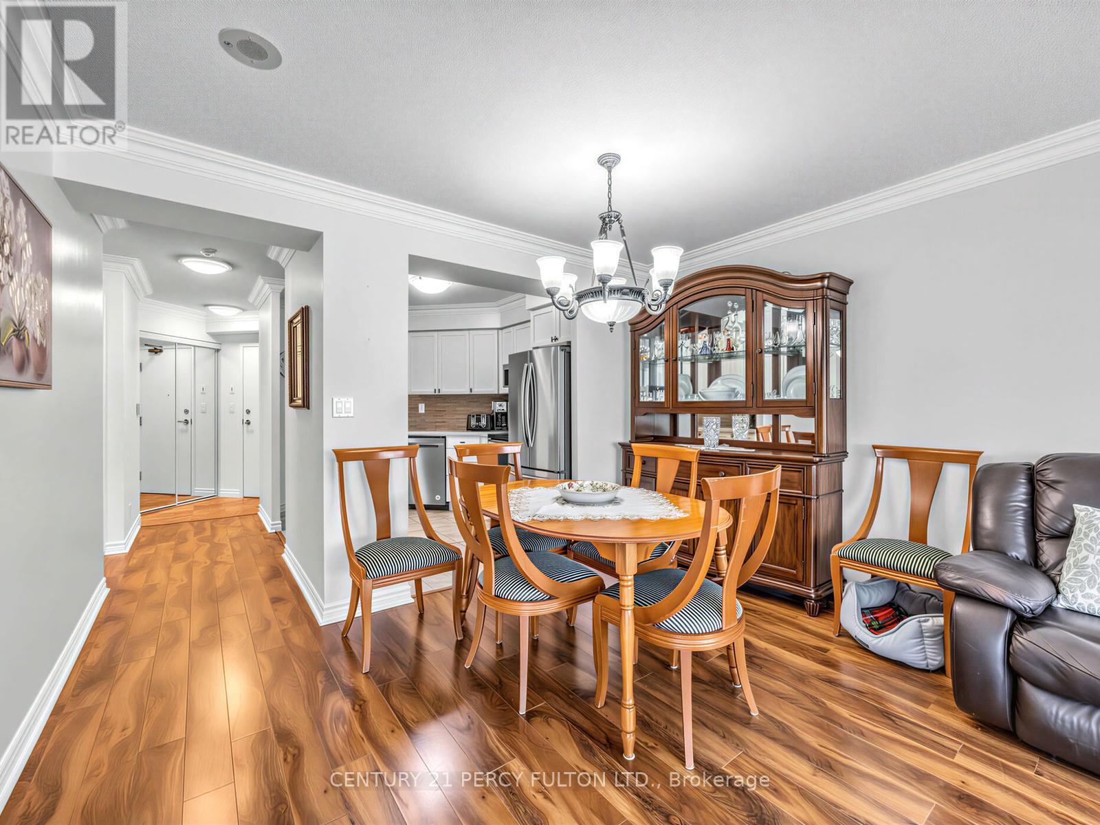 201 - 745 New Westminster Drive, Vaughan, Ontario  L4J 8J9 - Photo 9 - N12995392