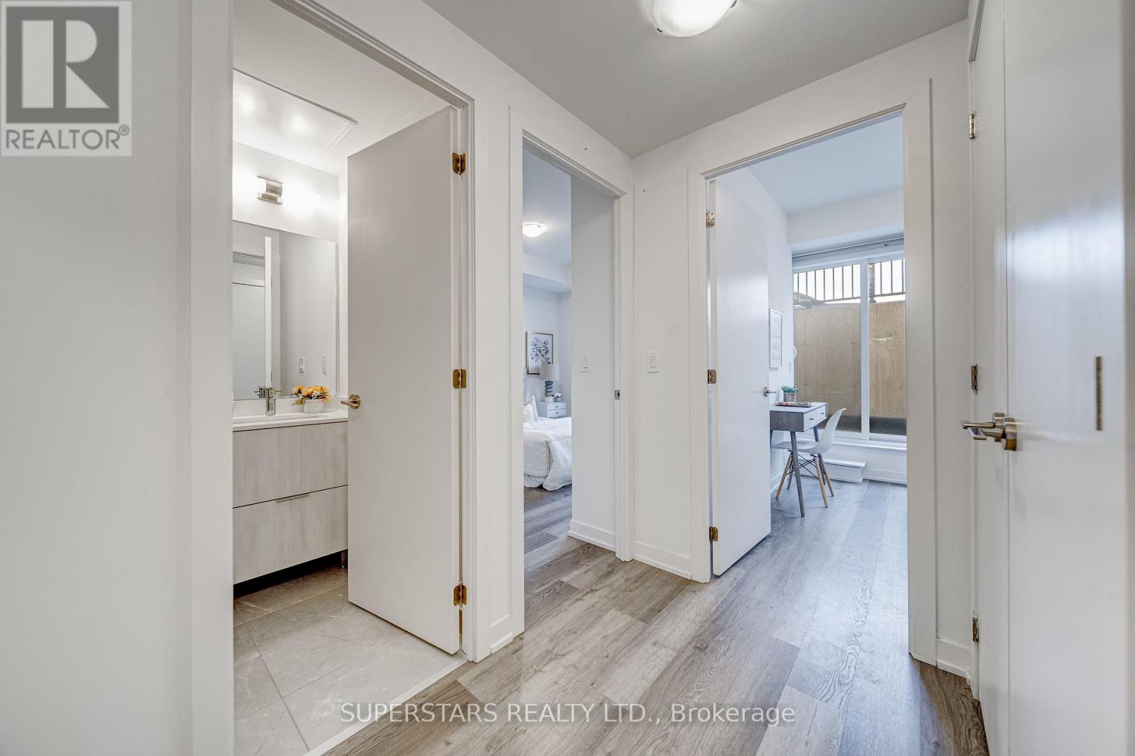 705 - 5 Steckley House Lane, Richmond Hill, Ontario  L4S 0N2 - Photo 13 - N12995398