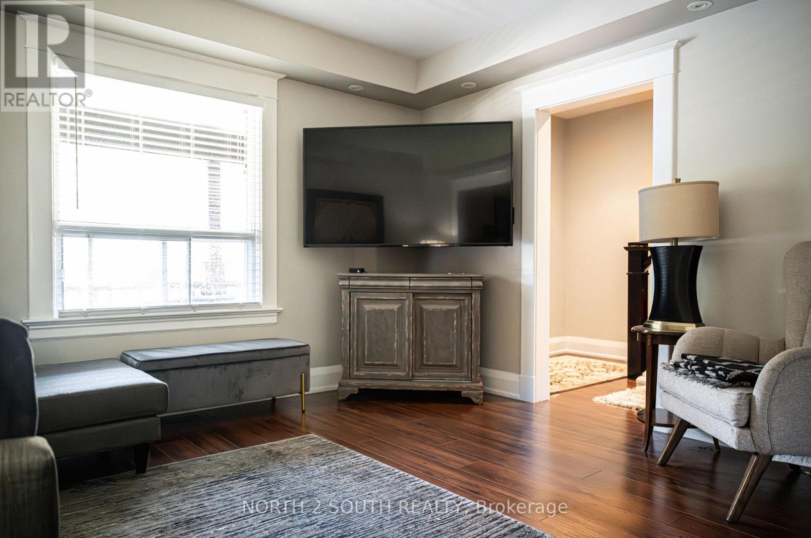 24 Abell Avenue, Vaughan, Ontario  L4L 1B8 - Photo 11 - N12995412