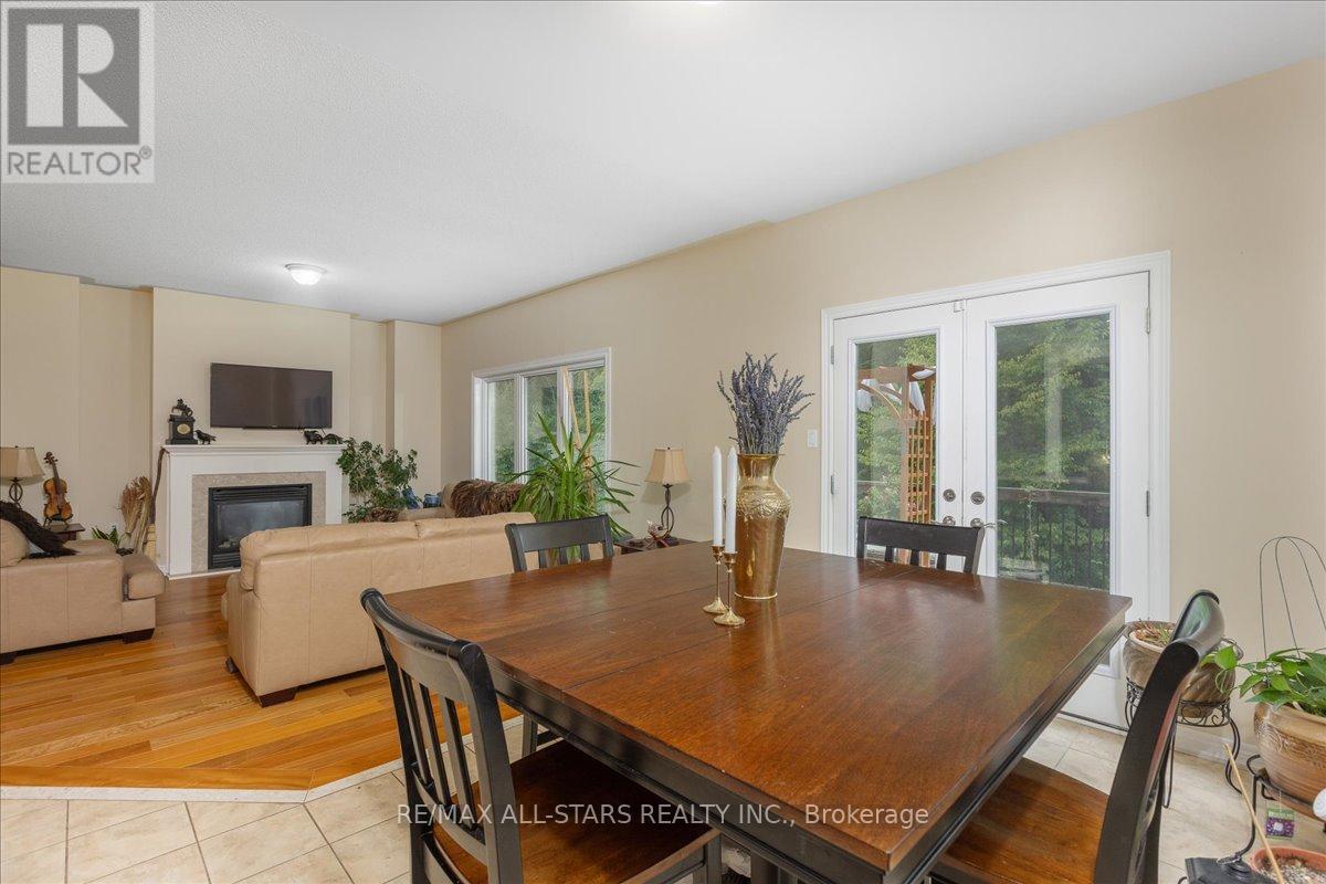 27 Scotia Road, Georgina, Ontario  L0E 1R0 - Photo 11 - N12995424