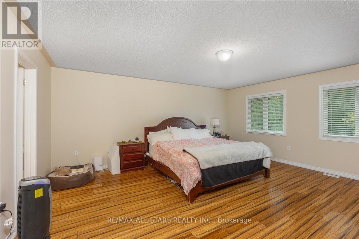 27 Scotia Road, Georgina, Ontario  L0E 1R0 - Photo 16 - N12995424