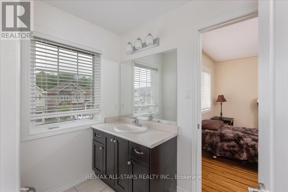 27 Scotia Road, Georgina, Ontario  L0E 1R0 - Photo 20 - N12995424