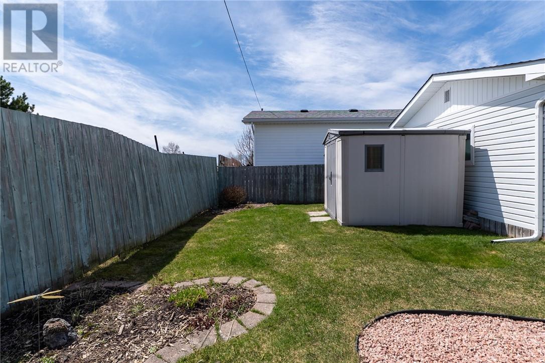 24 Vaillancourt Crescent, Chelmsford, Ontario  P0M 1L0 - Photo 21 - 2127121