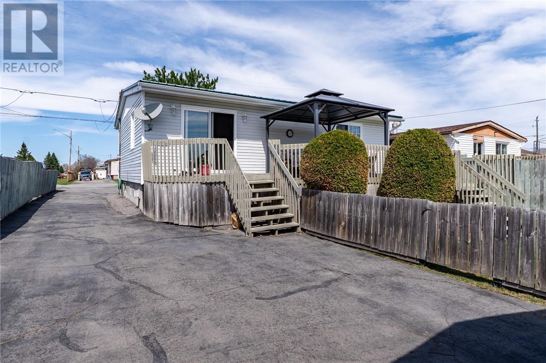 24 Vaillancourt Crescent, Chelmsford, Ontario  P0M 1L0 - Photo 25 - 2127121