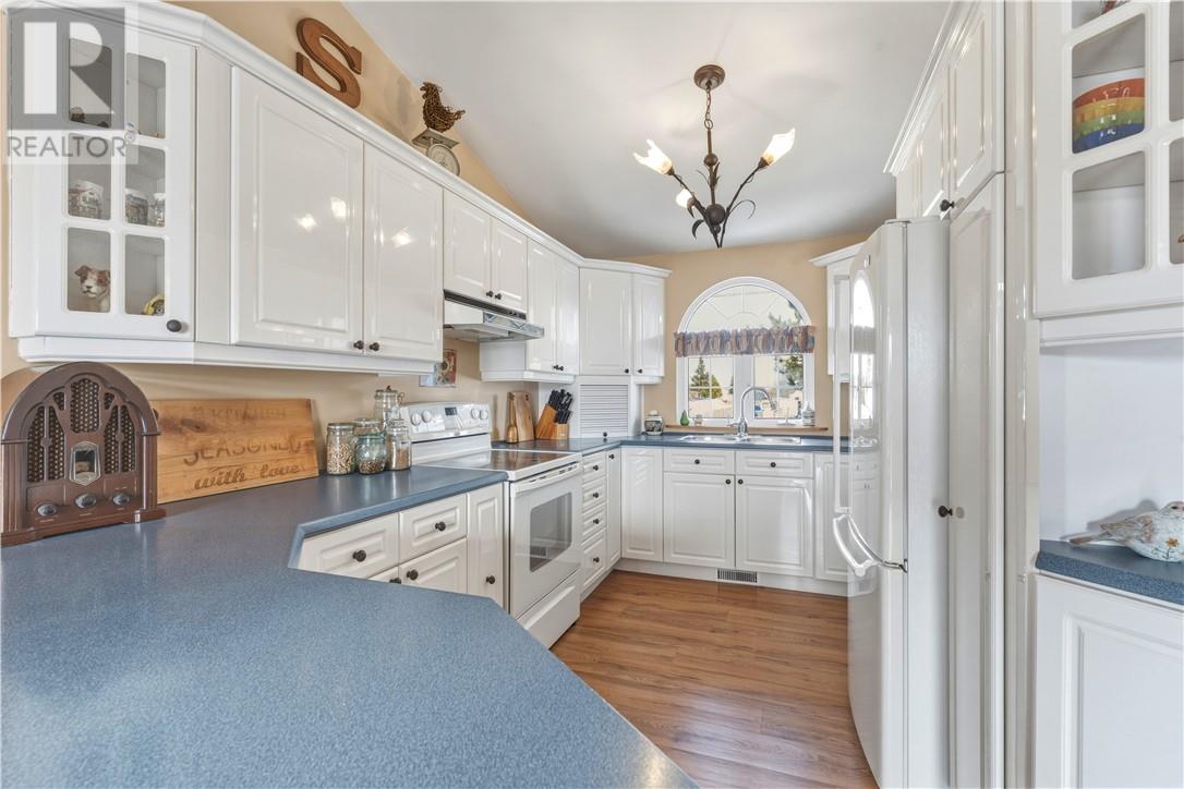 24 Vaillancourt Crescent, Chelmsford, Ontario  P0M 1L0 - Photo 6 - 2127121