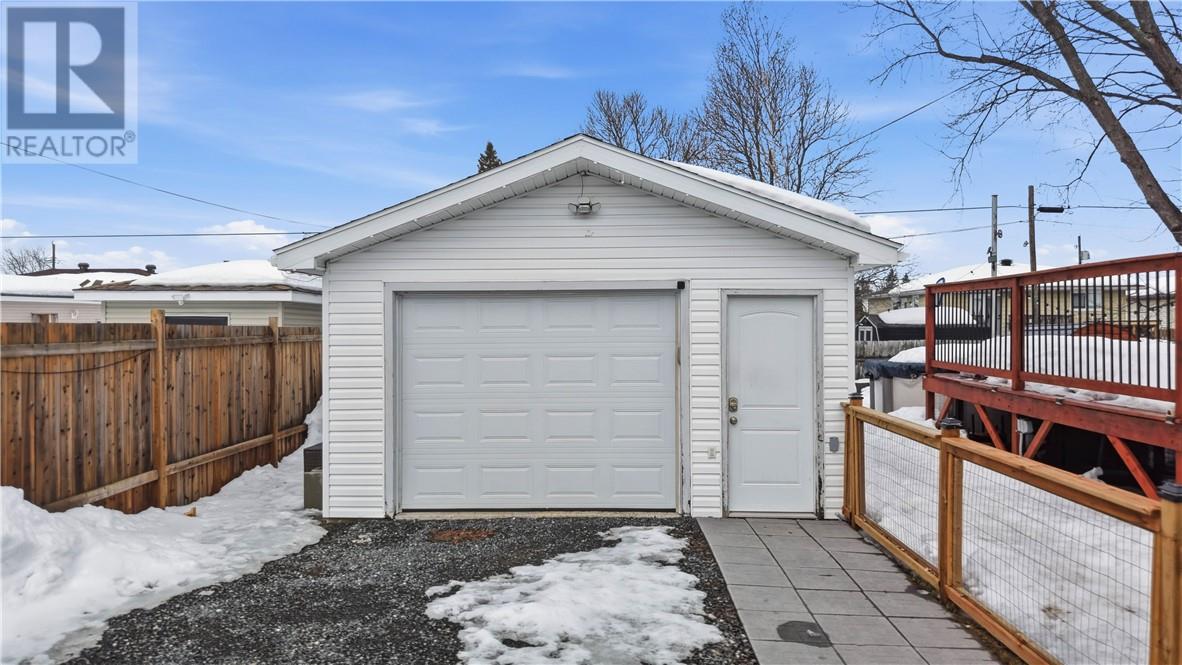 3135 Louis Street, Val Caron, Ontario  P3N 1B9 - Photo 25 - 2127118