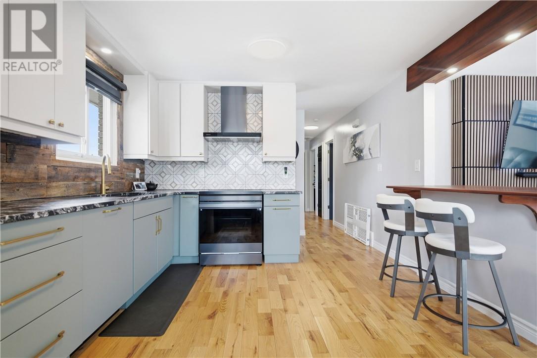 3135 Louis Street, Val Caron, Ontario  P3N 1B9 - Photo 4 - 2127118