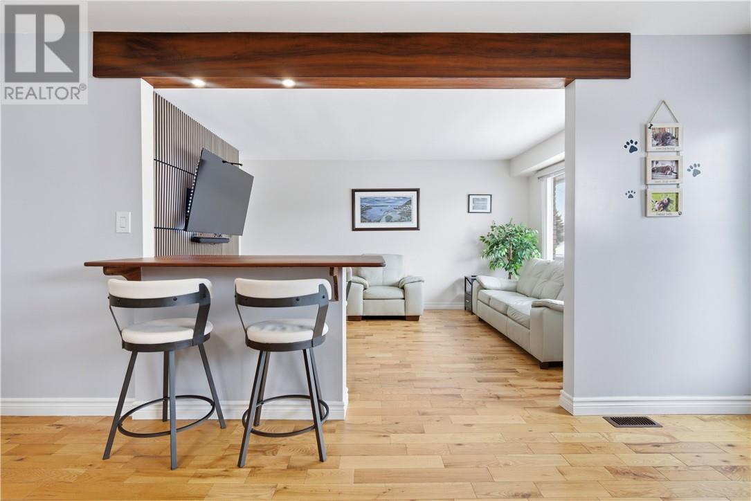 3135 Louis Street, Val Caron, Ontario  P3N 1B9 - Photo 7 - 2127118