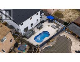 20 THE QUEENSWAY, Barrie, Ontario