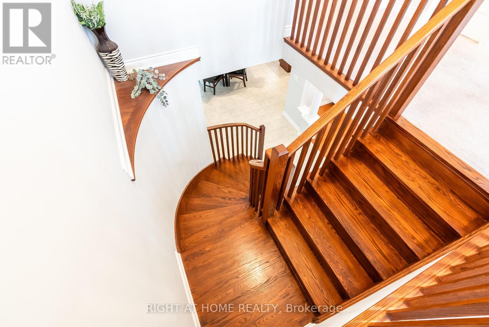 79 Jewel House Lane, Barrie (Innis-Shore), Ontario  L4N 5X1 - Photo 22 - S12995330