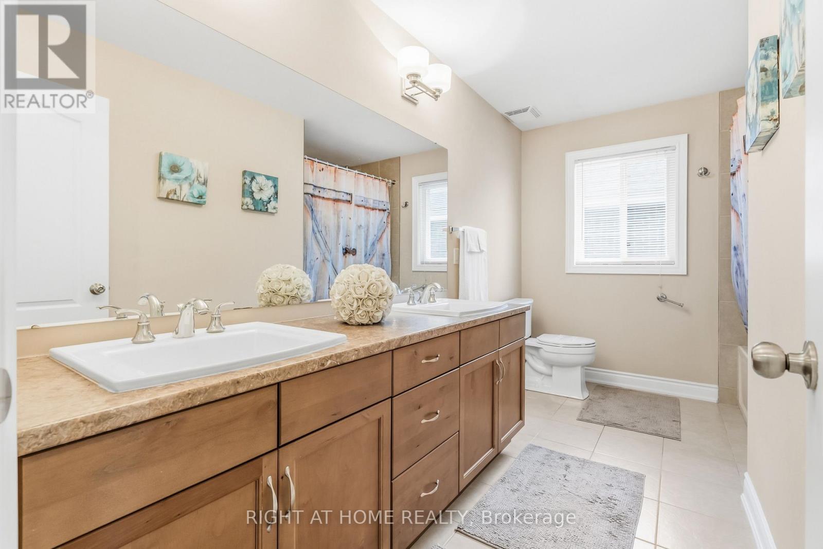 79 Jewel House Lane, Barrie (Innis-Shore), Ontario  L4N 5X1 - Photo 33 - S12995330