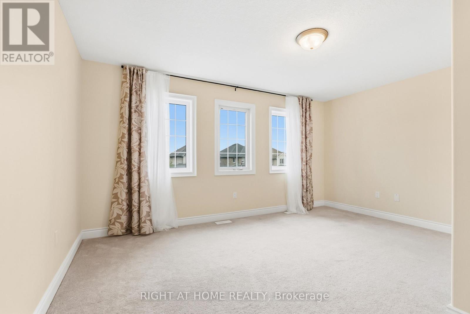 79 Jewel House Lane, Barrie (Innis-Shore), Ontario  L4N 5X1 - Photo 36 - S12995330