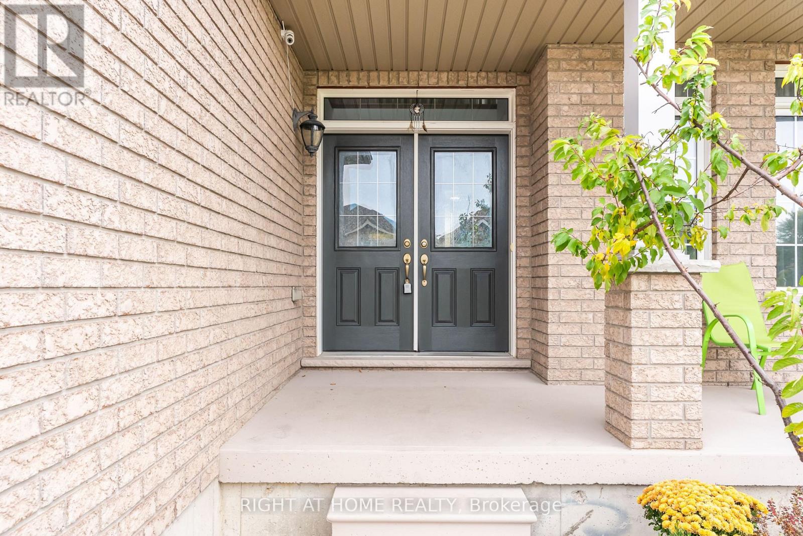 79 Jewel House Lane, Barrie (Innis-Shore), Ontario  L4N 5X1 - Photo 6 - S12995330