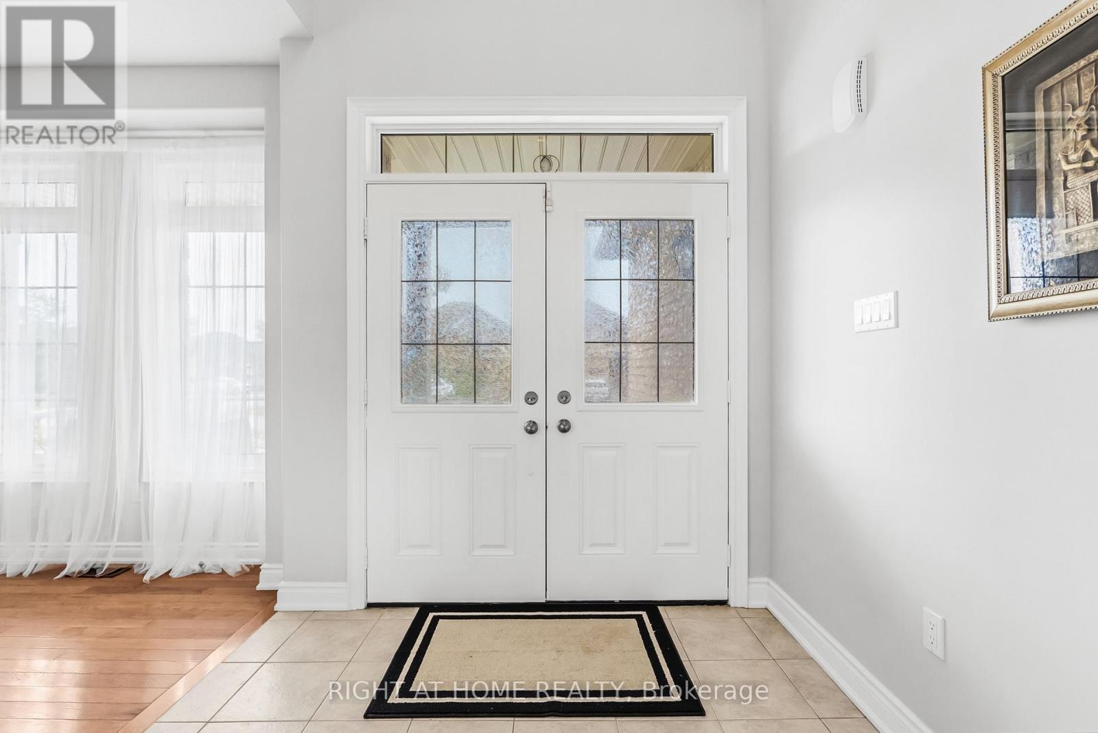 79 Jewel House Lane, Barrie (Innis-Shore), Ontario  L4N 5X1 - Photo 7 - S12995330