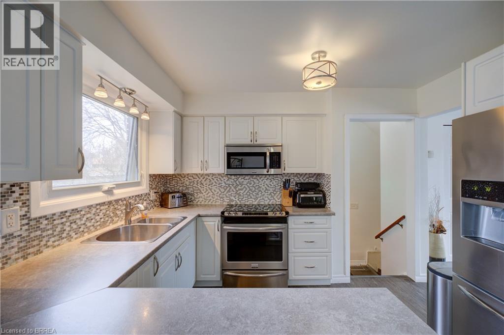 32b Morley Avenue, Brantford, Ontario  N3S 7A9 - Photo 10 - 40804889