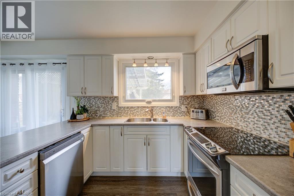 32b Morley Avenue, Brantford, Ontario  N3S 7A9 - Photo 12 - 40804889