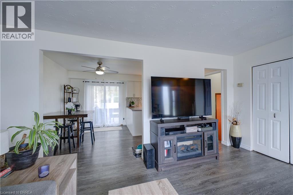 32b Morley Avenue, Brantford, Ontario  N3S 7A9 - Photo 6 - 40804889