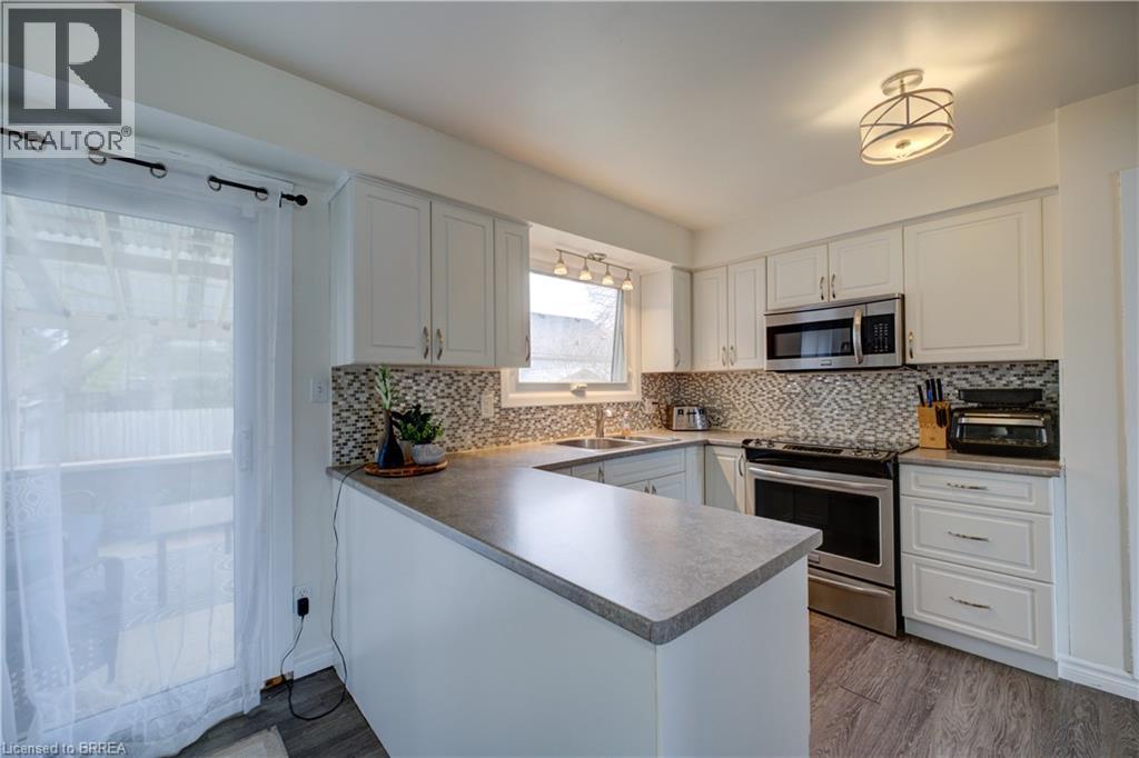 32b Morley Avenue, Brantford, Ontario  N3S 7A9 - Photo 9 - 40804889