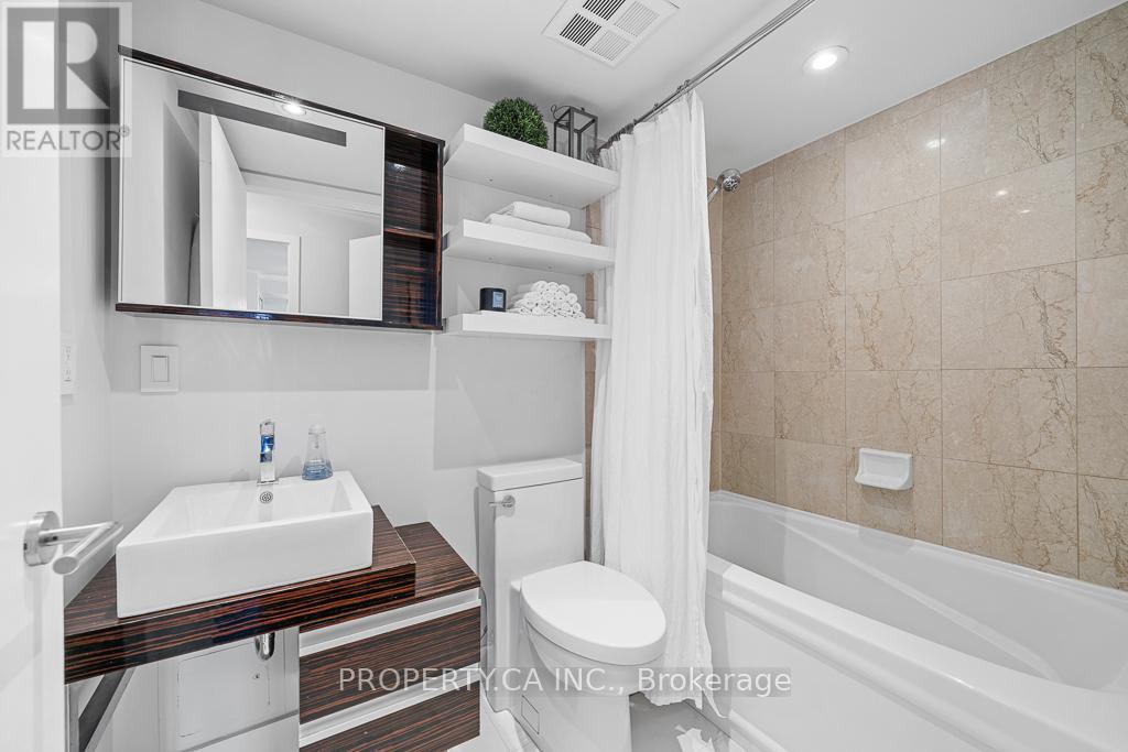 1503 - 909 Bay Street, Toronto, Ontario  M5S 3G2 - Photo 38 - C12994914