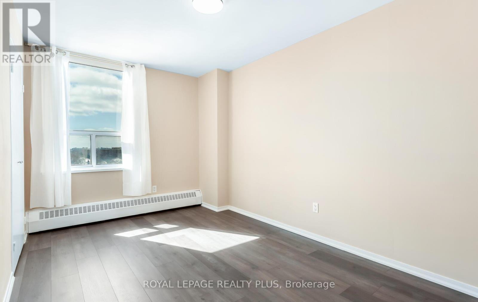 1004 - 1 Four Winds Drive, Toronto, Ontario  M3J 2T1 - Photo 26 - W12984850