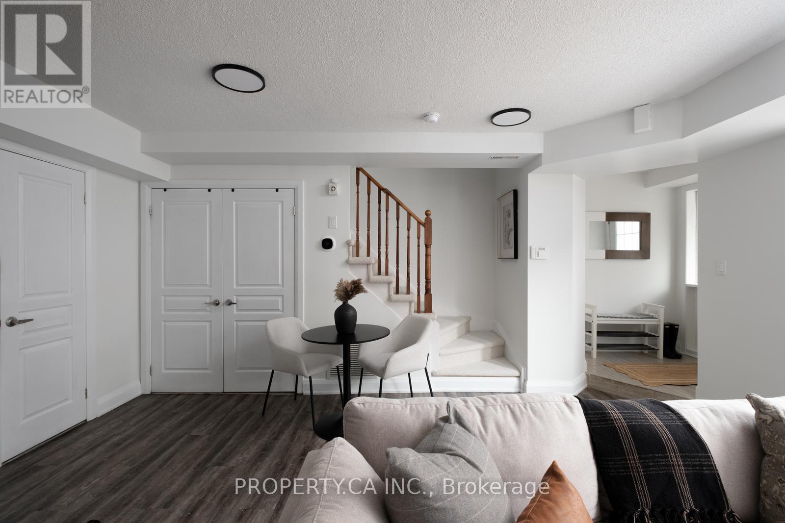 133 - 25 Turntable Crescent, Toronto, Ontario  M6H 4K8 - Photo 11 - W12995230