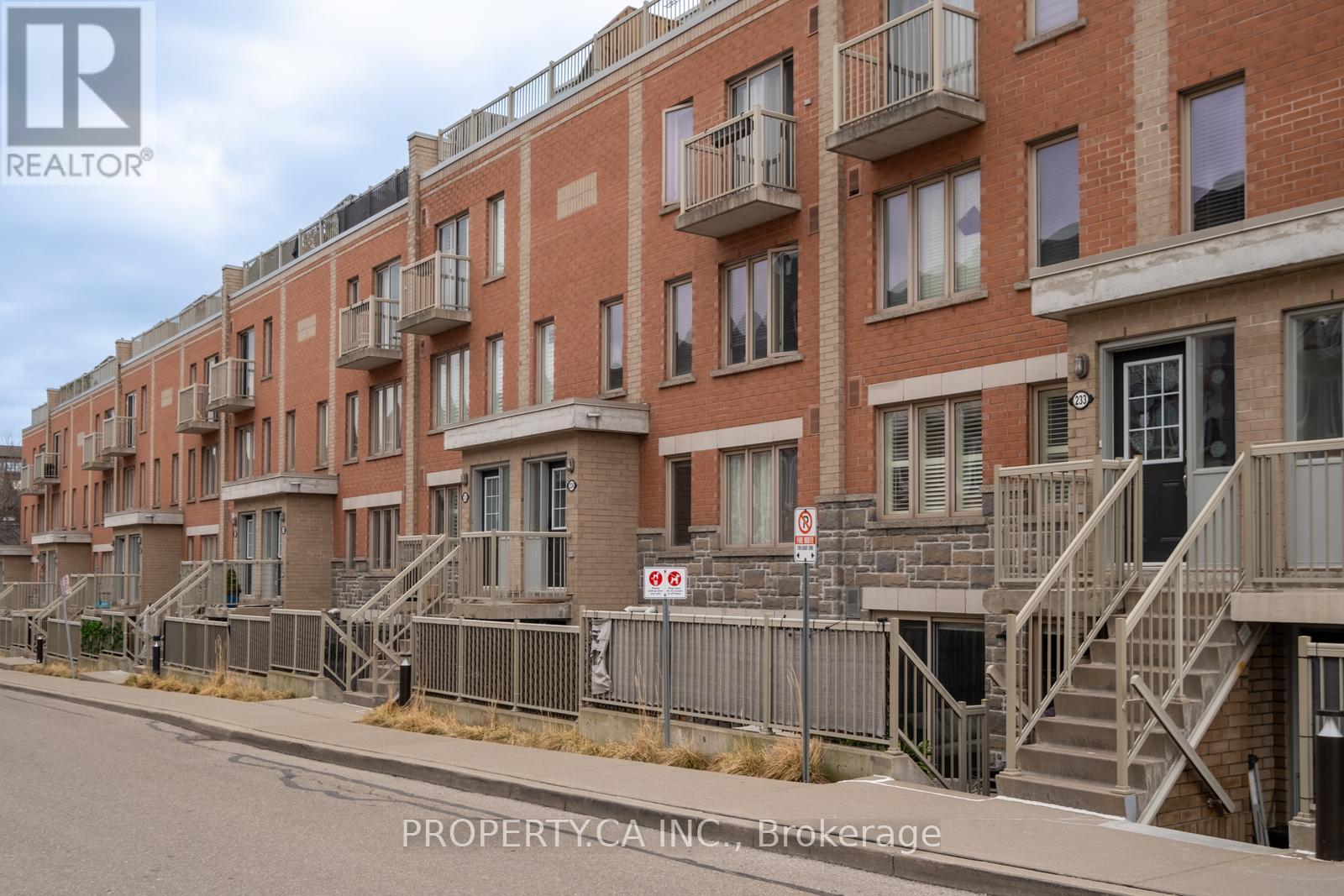 133 - 25 Turntable Crescent, Toronto, Ontario  M6H 4K8 - Photo 27 - W12995230