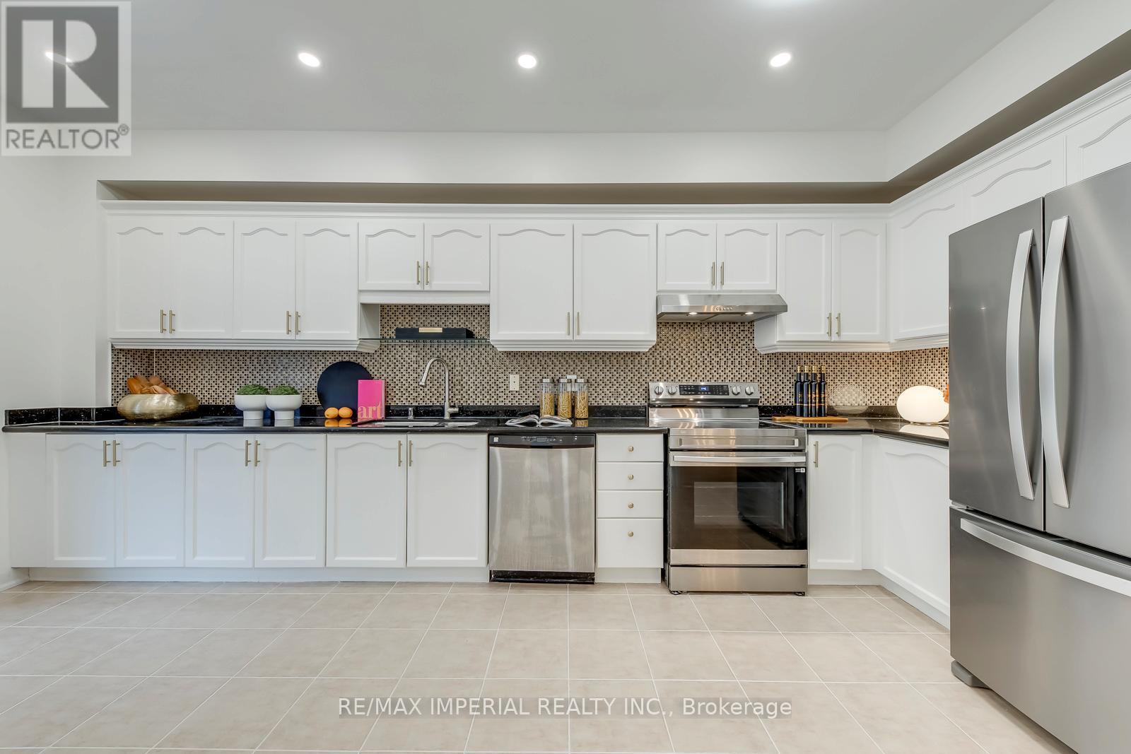 4769 Allegheny Road, Mississauga (Hurontario), Ontario  L5R 0A8 - Photo 16 - W12995238