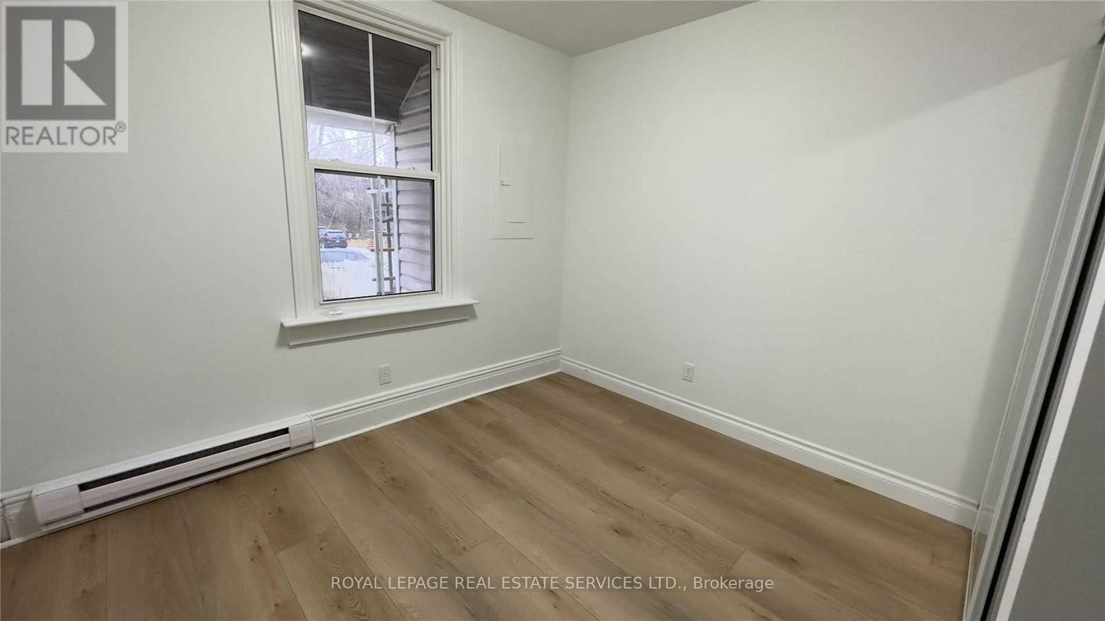 21 - 23 Church Street W, Halton Hills, Ontario  L7J 1K1 - Photo 4 - W12995266