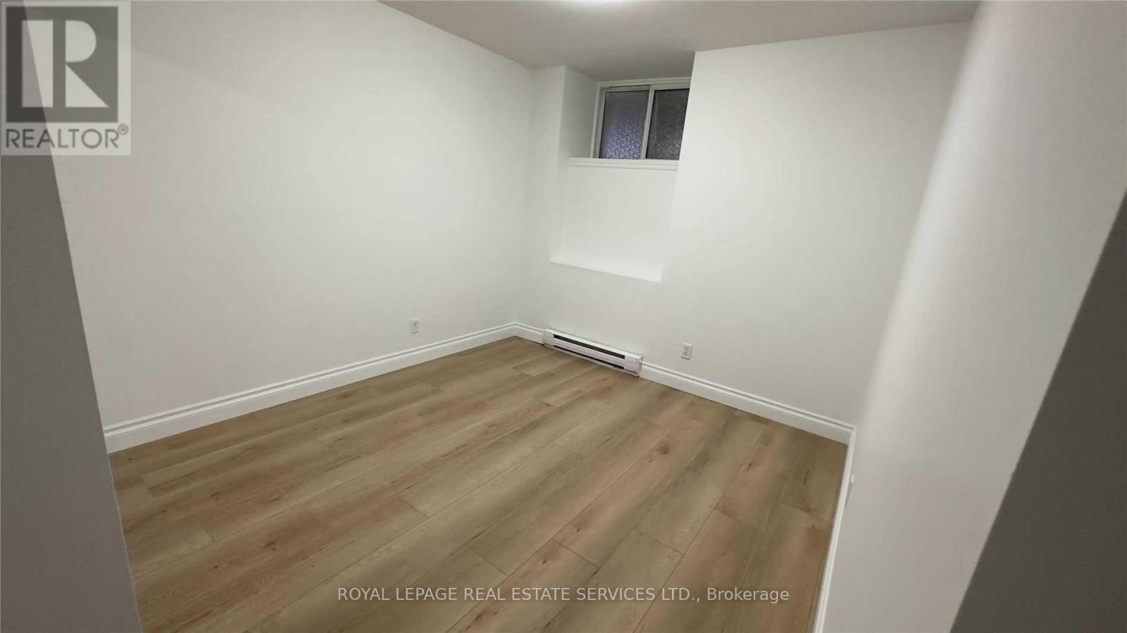 21 - 23 Church Street W, Halton Hills, Ontario  L7J 1K1 - Photo 5 - W12995266