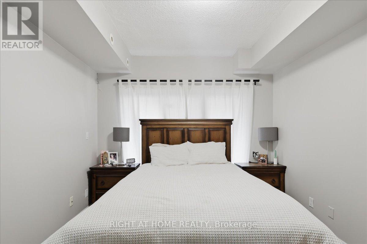 1009 - 3043 Finch Avenue W, Toronto, Ontario  M9M 0A4 - Photo 11 - W12995288