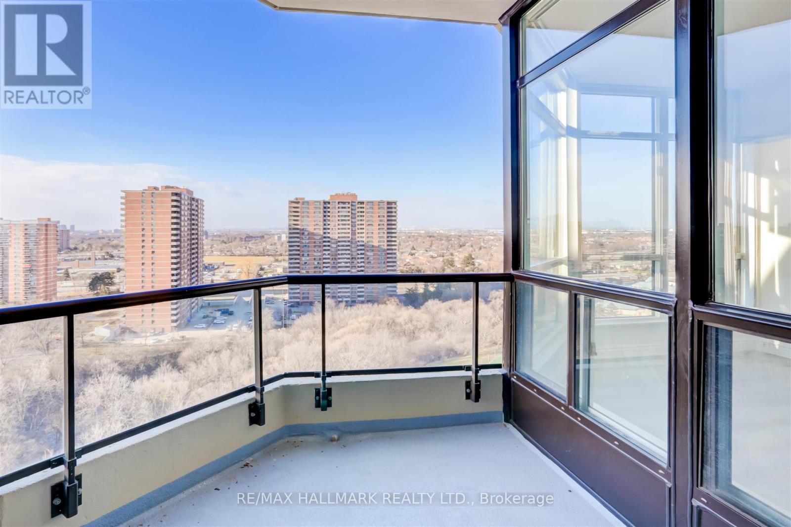 1916 Penthouse - 5 Rowntree Road, Toronto, Ontario  M9V 5G9 - Photo 26 - W12995290