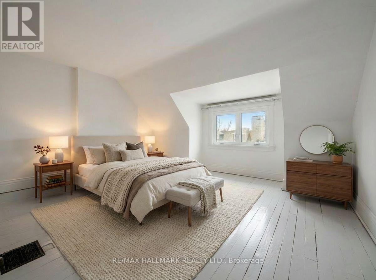 22 Kenneth Avenue, Toronto (High Park North), Ontario  M6P 1H9 - Photo 21 - W12995316