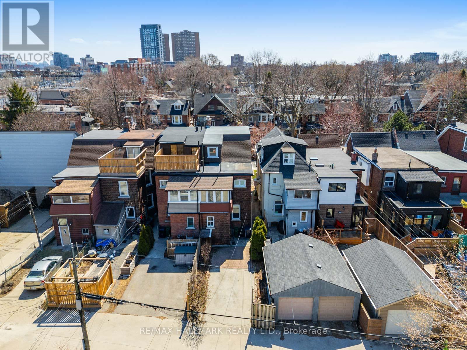 22 Kenneth Avenue, Toronto (High Park North), Ontario  M6P 1H9 - Photo 35 - W12995316