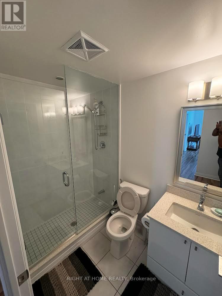 1004 - 75 Eglinton Avenue W, Mississauga, Ontario  L5R 0E5 - Photo 10 - W12995322