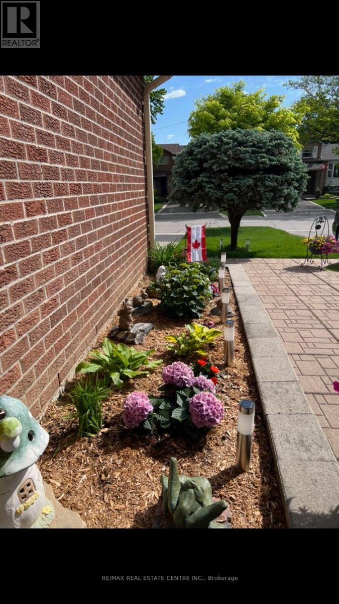 466 Vanier Drive, Milton, Ontario  L9T 4T4 - Photo 19 - W12995348